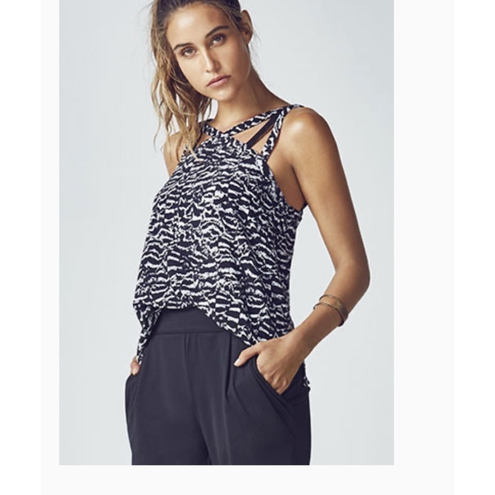 Fabletics Strappy Flowy Grey Black & White Tank S